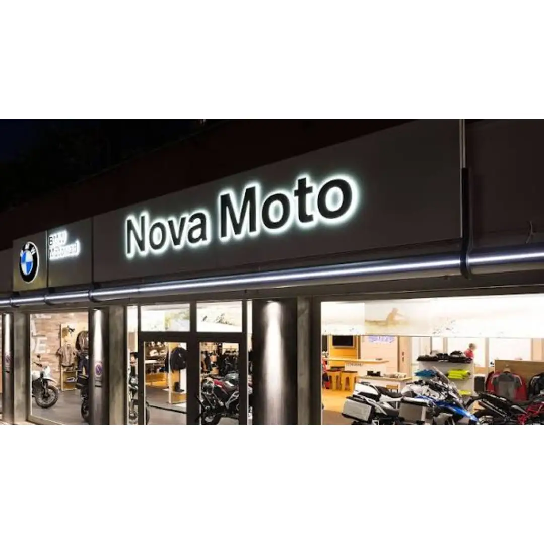 slider Nova Moto Prato: Service Ufficiale BMW Motorrad e moto usate selezionate