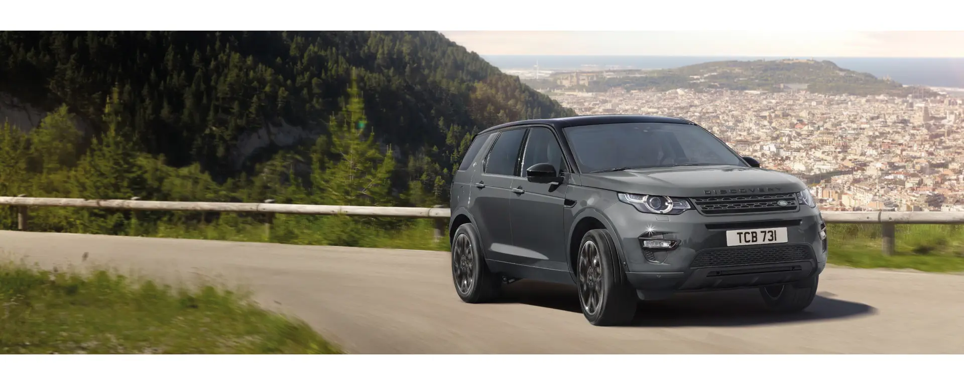 slider Land Rover Discovery Sport 2.0 TD4, tutta la versatilità e la sicurezza del Suv compatto