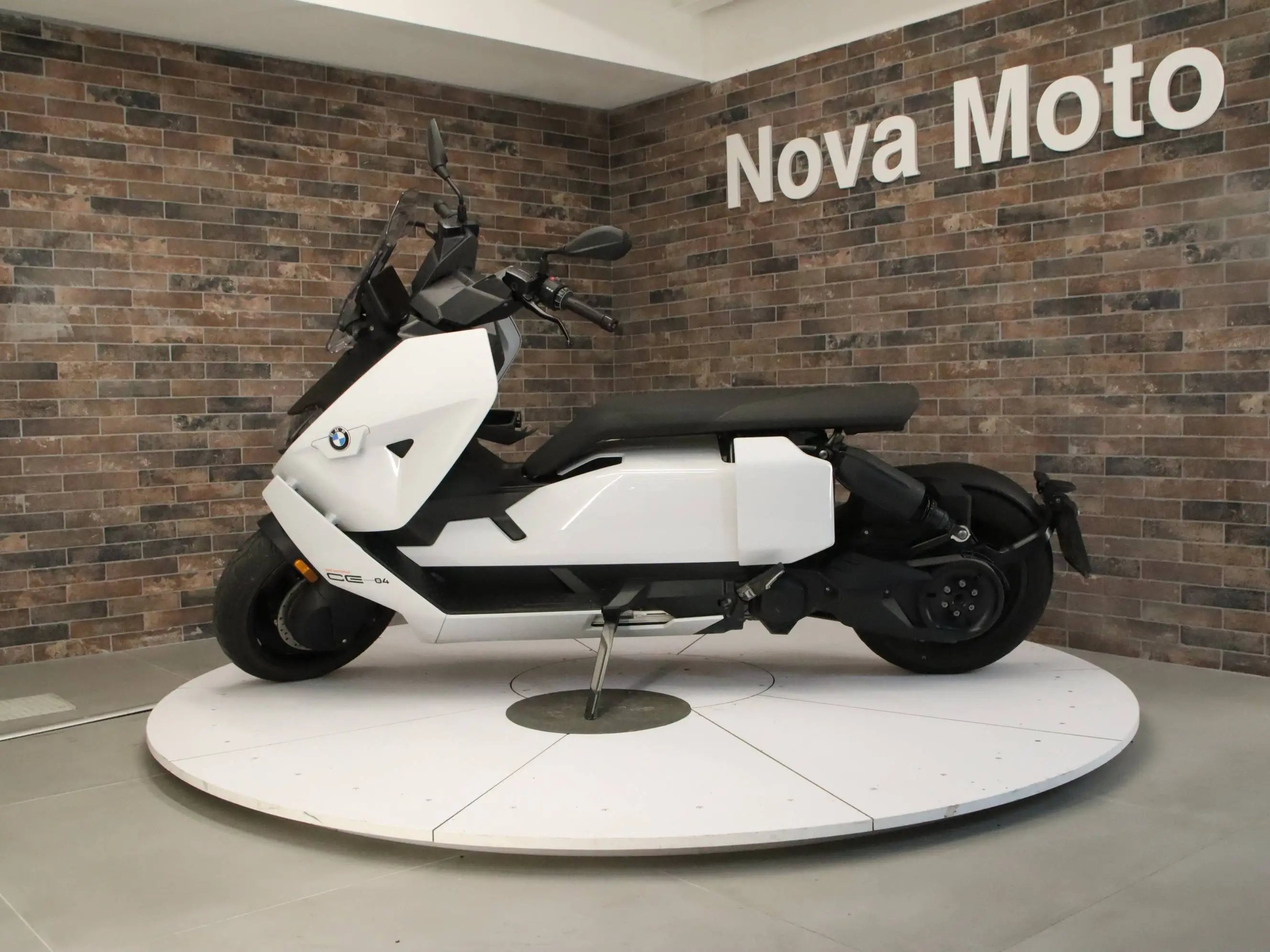 Immagine veicolo BMW CE 04 2023 Elettrica