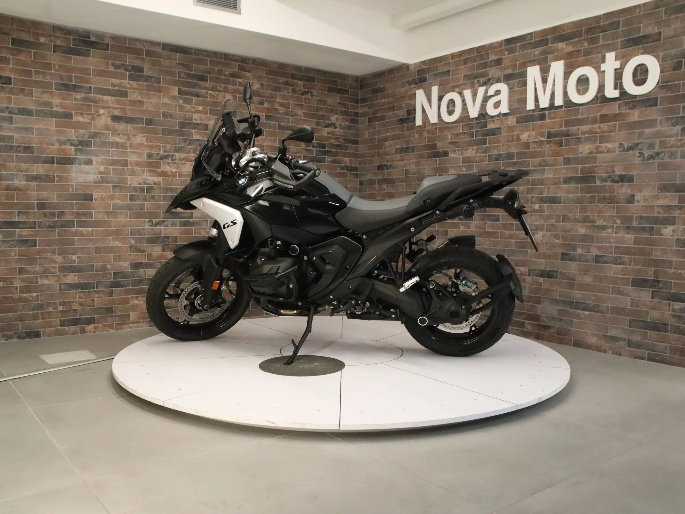 Immagine veicolo BMW R 1300 GS 2024 Benzina
