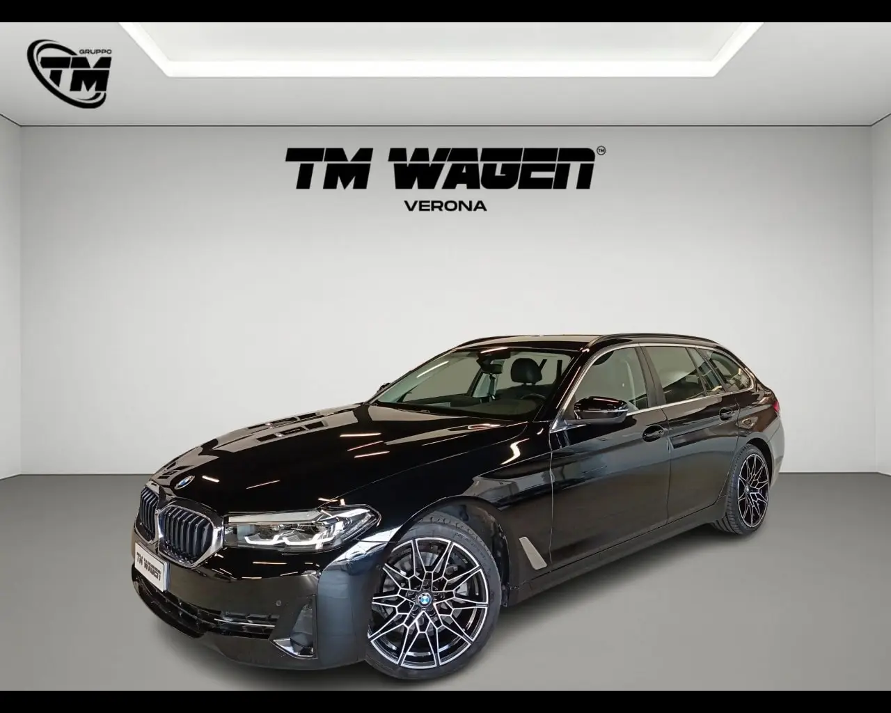 Immagine veicolo BMW Serie 5 518d 48V Touring Business Elettrica/Diesel