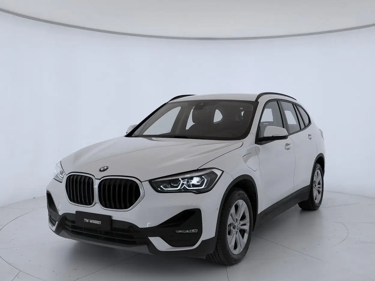 Immagine veicolo BMW X1 X1 xDrive25e Business Advantage Elettrica/Benzina