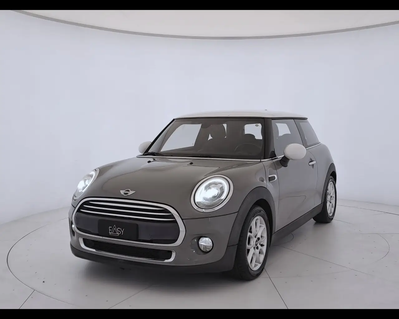 Immagine veicolo MINI Mini Mini 1.5 Cooper D Diesel